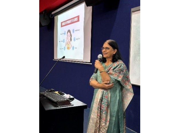 Expert-Talk-for-Girls-on-Menstrual-Health-Hygiene-4