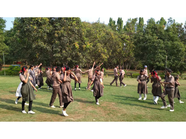 outing-for-sadhna-vidhalaya-for-the-deaf-4