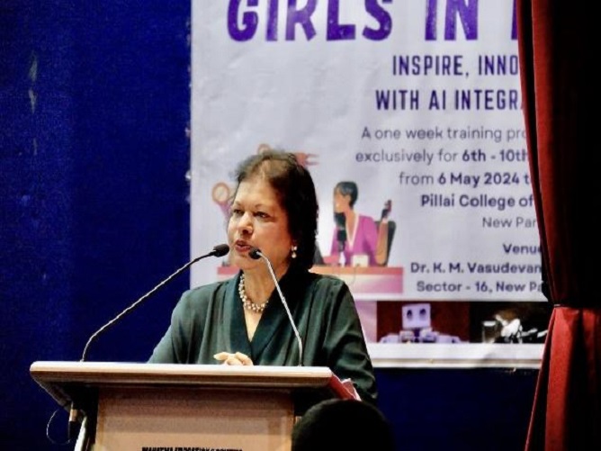 Six-Day-Workshop-on-Girls-in-Robotics-1