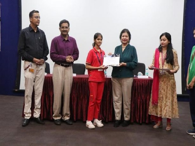 Six-Day-Workshop-on-Girls-in-Robotics-2