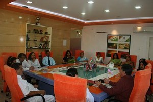 visit-by-michele-neider-2012-3