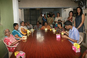 visit-to-rajiv-rajan-adhar-ghar-2012-13-3